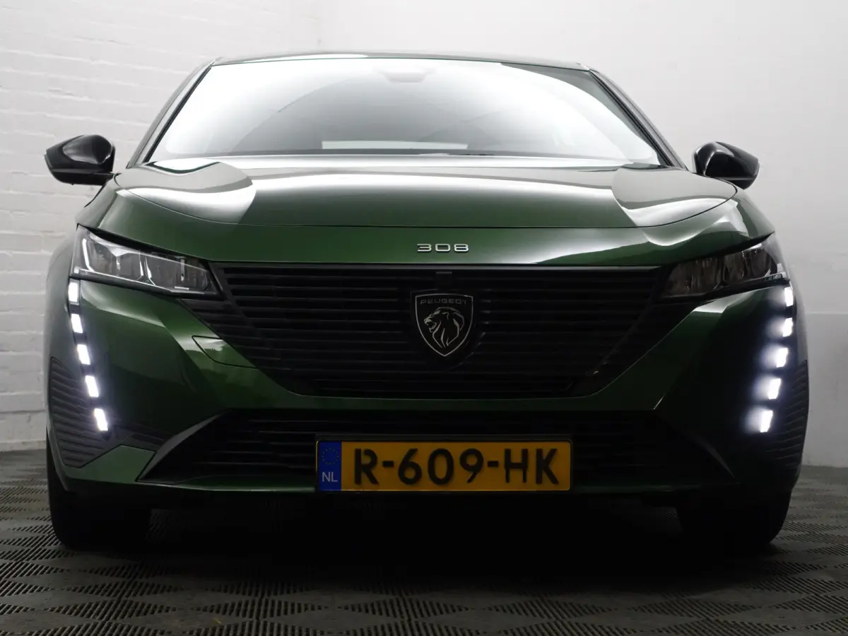 1.2 PureTech Active Pack Business- Carplay, Android Auto, Stoelverwarming, Comfort Pakket, Virtual cockpit