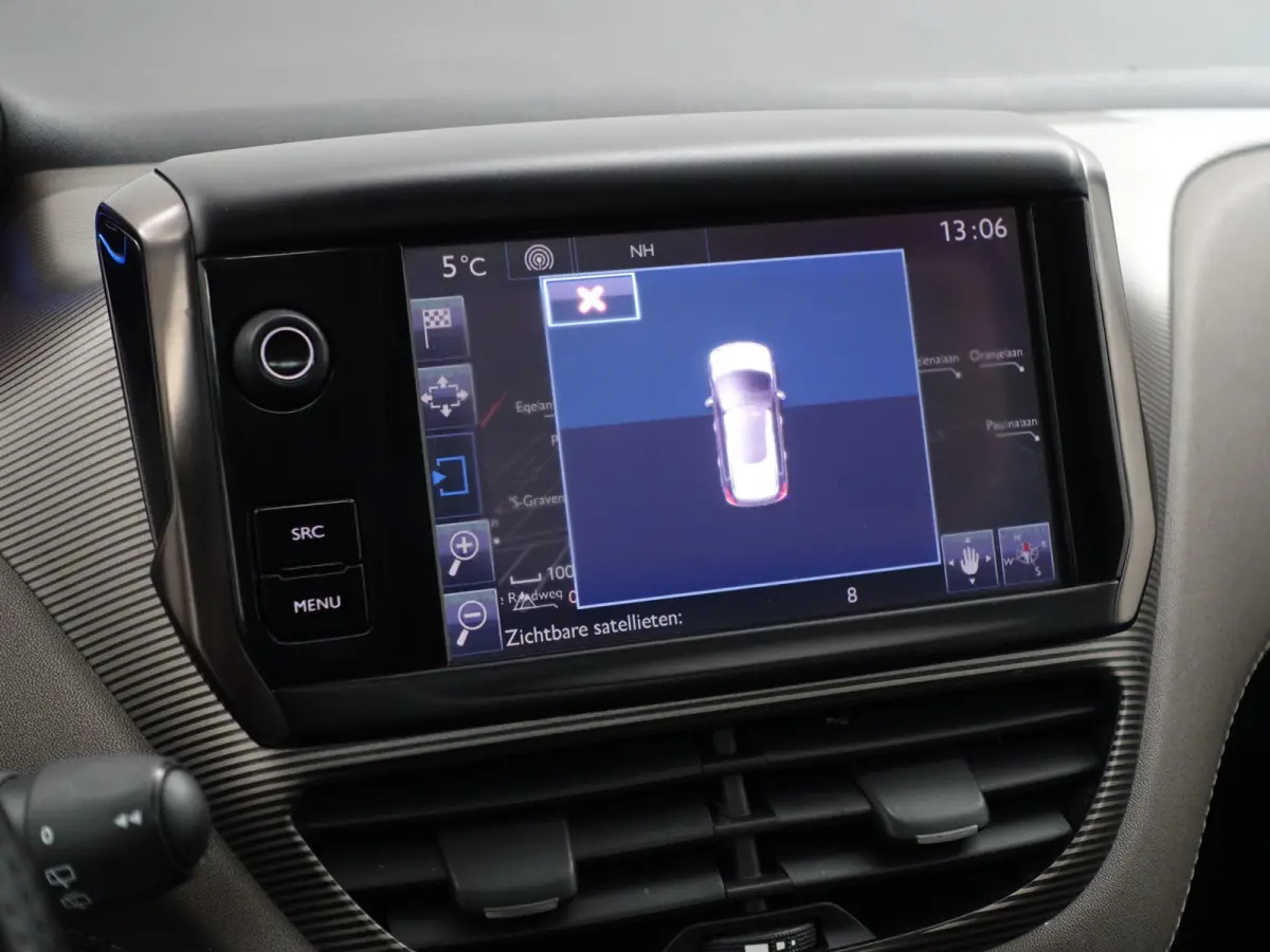 1.2 PureTech Féline- Panoramadak, Xenon Led, Dynamic Select, Trekhaak, Privacy Glass