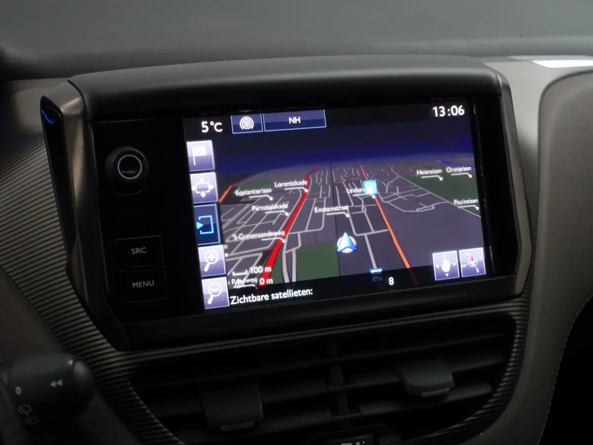 1.2 PureTech Féline- Panoramadak, Xenon Led, Dynamic Select, Trekhaak, Privacy Glass