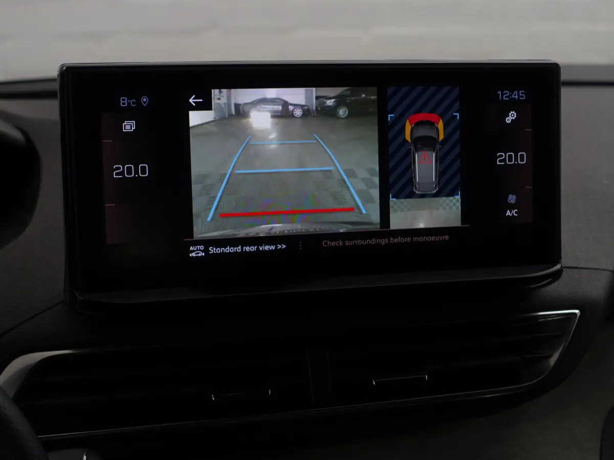 1.2 PureTech GT Pack Business Aut- Two Tone, Sfeerverlichting, Carplay, Android Auto, Premium Xenon Led