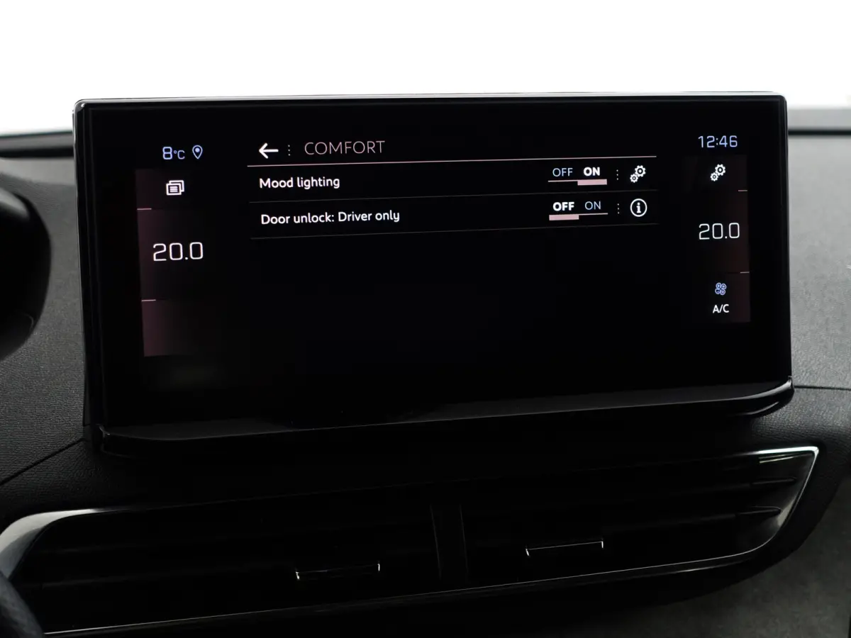 1.2 PureTech GT Pack Business Aut- Two Tone, Sfeerverlichting, Carplay, Android Auto, Premium Xenon Led