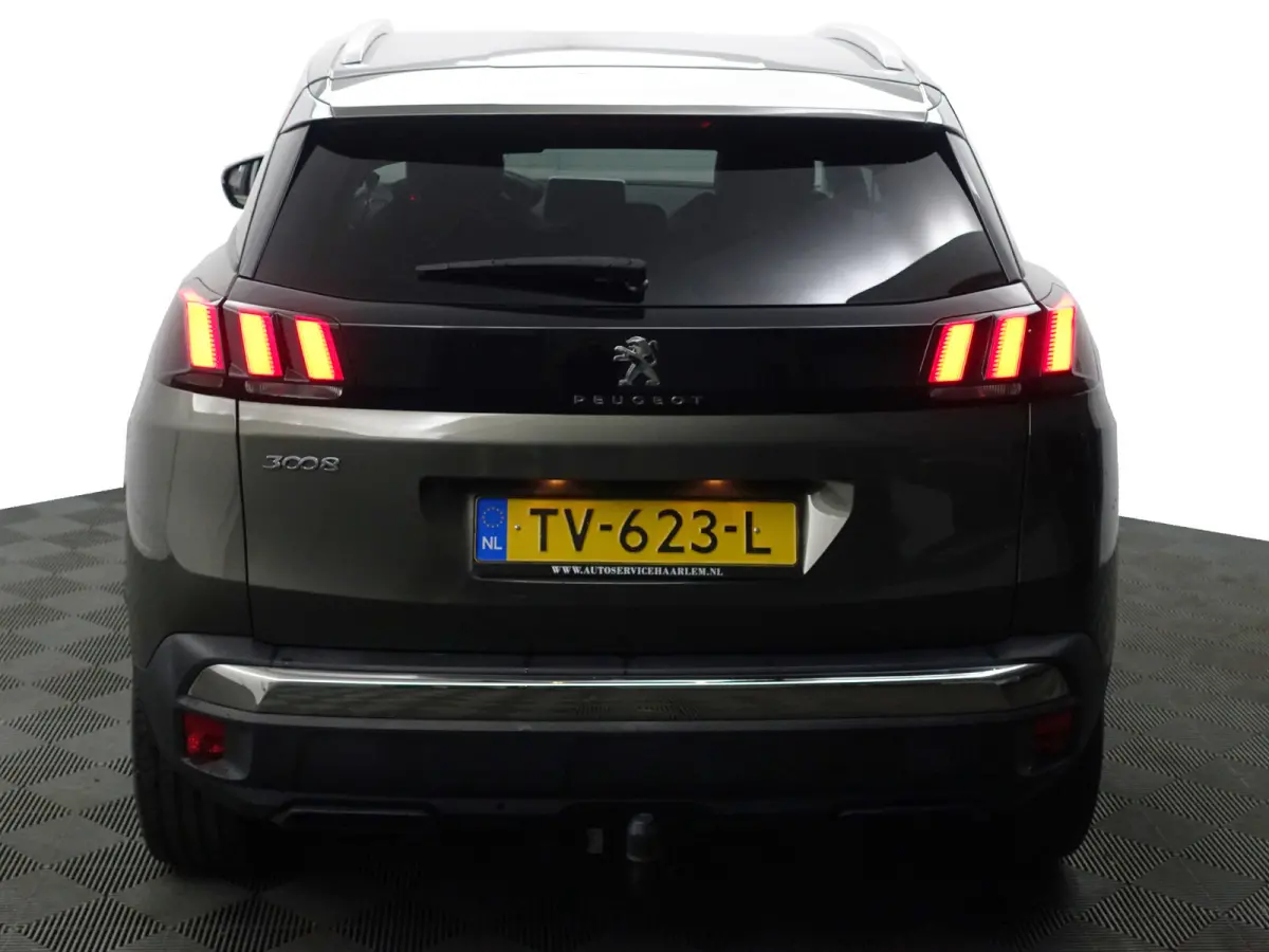 1.2 PureTech Allure- Sport Leder Interieur, Carplay, Android Auto, Sfeerverlichting, Xenon Led, 360 Camera
