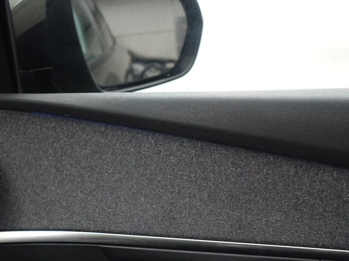1.2 PureTech Allure- Sport Leder Interieur, Carplay, Android Auto, Sfeerverlichting, Xenon Led, 360 Camera