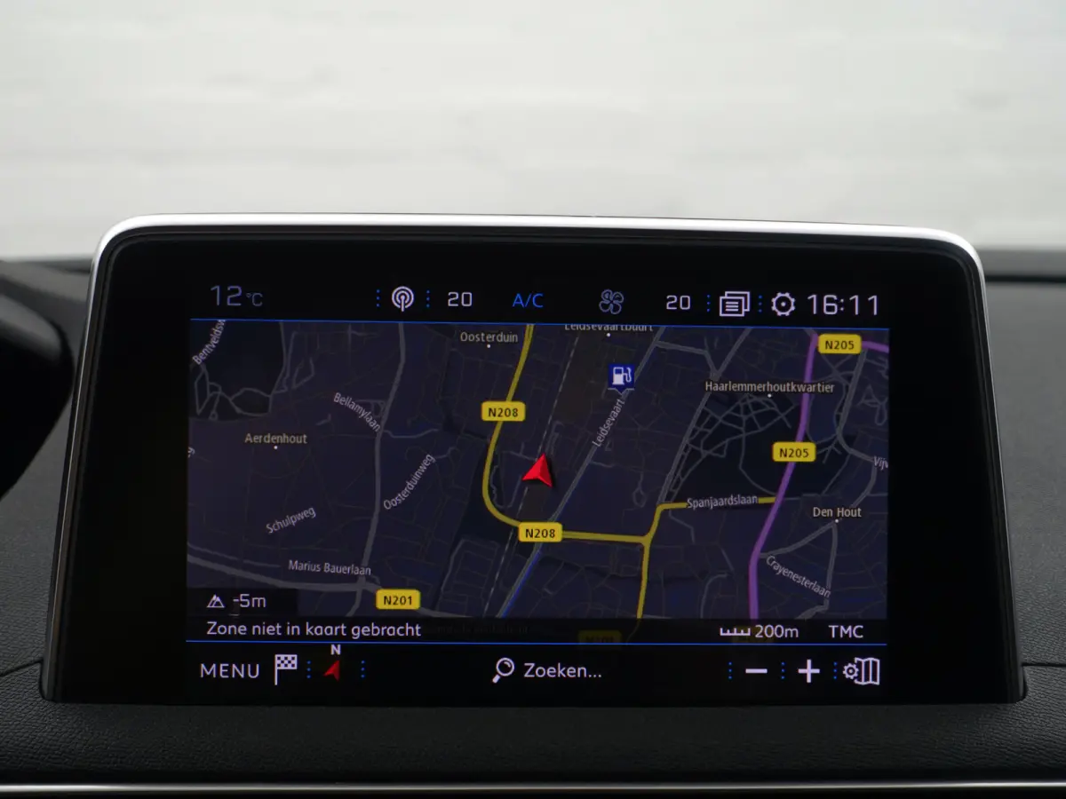 1.2 PureTech Allure Aut- Two Tone, Sport Leder Interieur, Carplay, Sfeerverlichting, 360 Camera, Ada Cruise