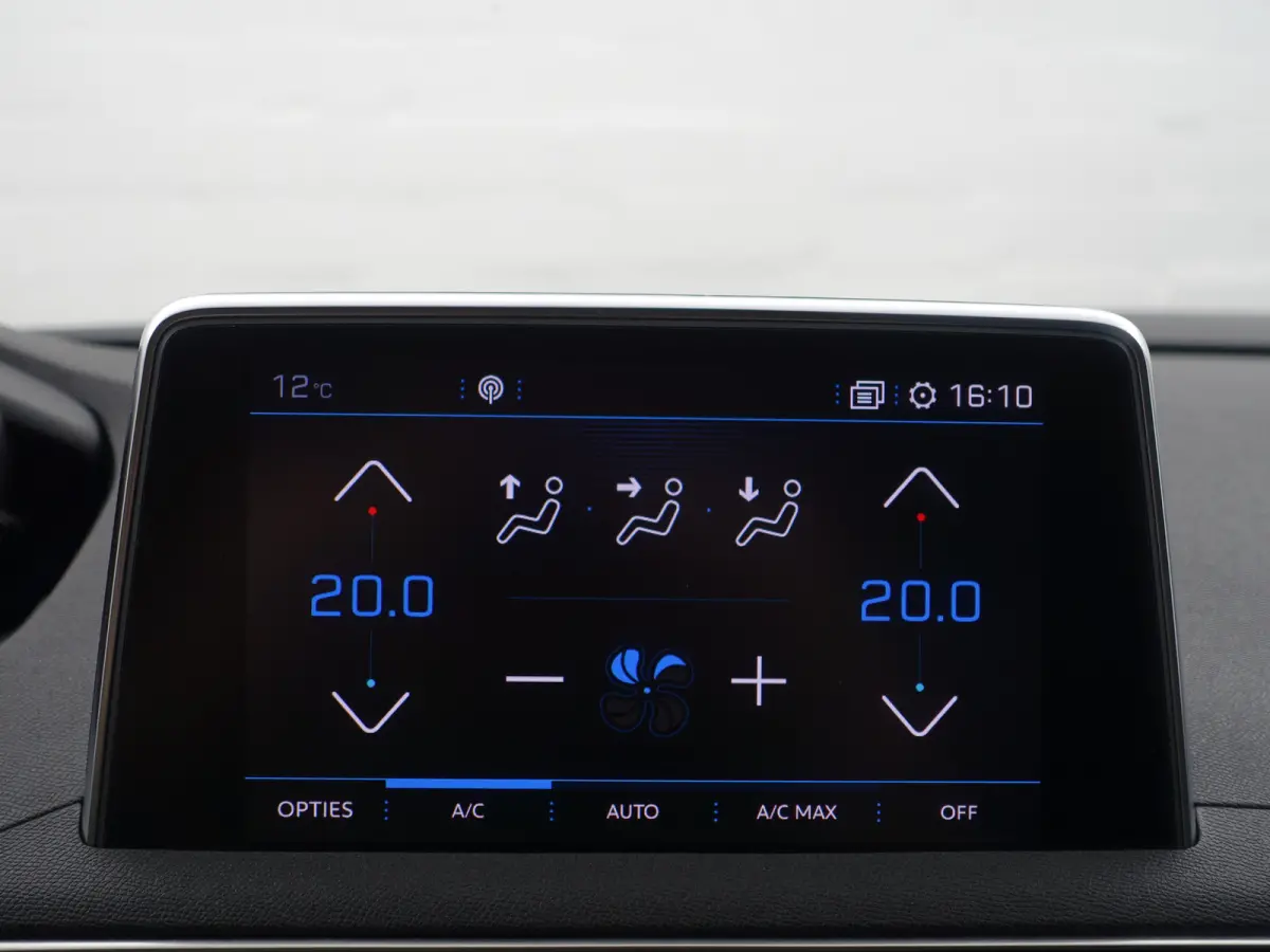 1.2 PureTech Allure Aut- Two Tone, Sport Leder Interieur, Carplay, Sfeerverlichting, 360 Camera, Ada Cruise