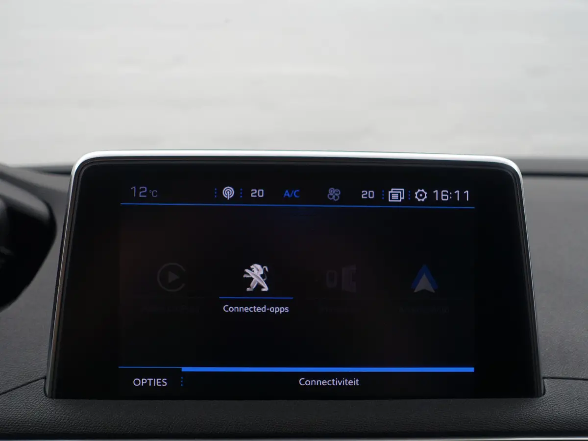 1.2 PureTech Allure Aut- Two Tone, Sport Leder Interieur, Carplay, Sfeerverlichting, 360 Camera, Ada Cruise
