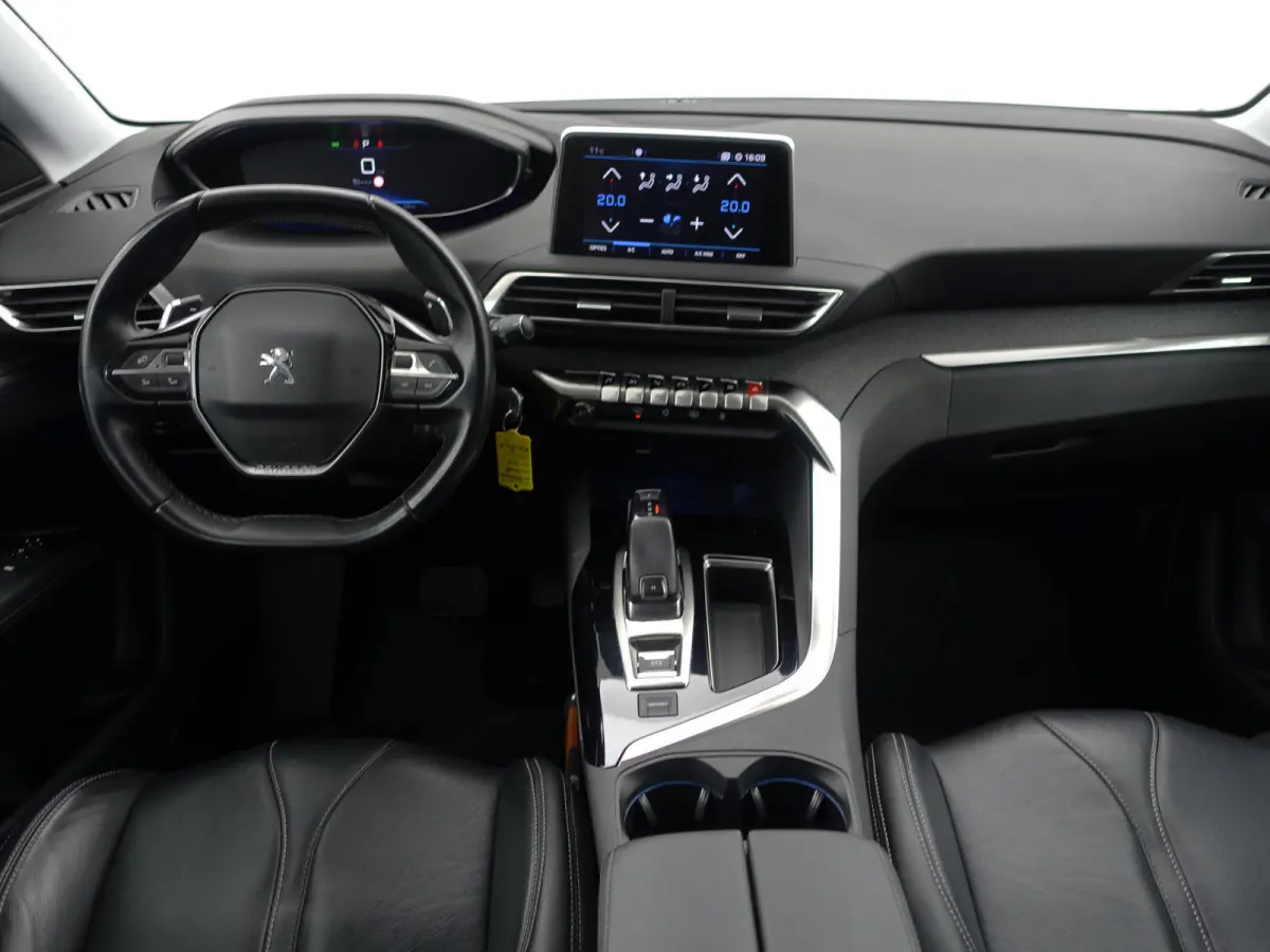 1.2 PureTech Allure Aut- Two Tone, Sport Leder Interieur, Carplay, Sfeerverlichting, 360 Camera, Ada Cruise