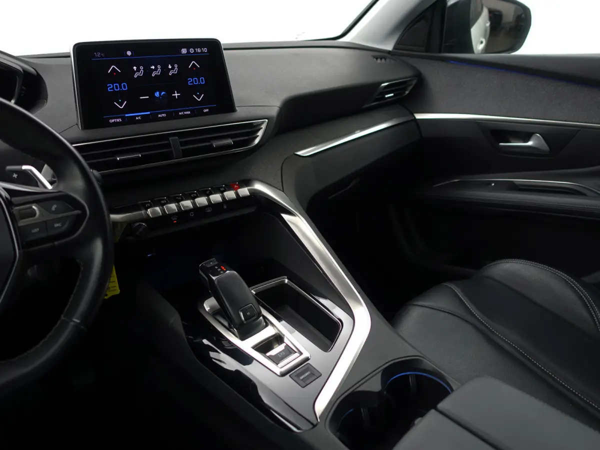 1.2 PureTech Allure Aut- Two Tone, Sport Leder Interieur, Carplay, Sfeerverlichting, 360 Camera, Ada Cruise