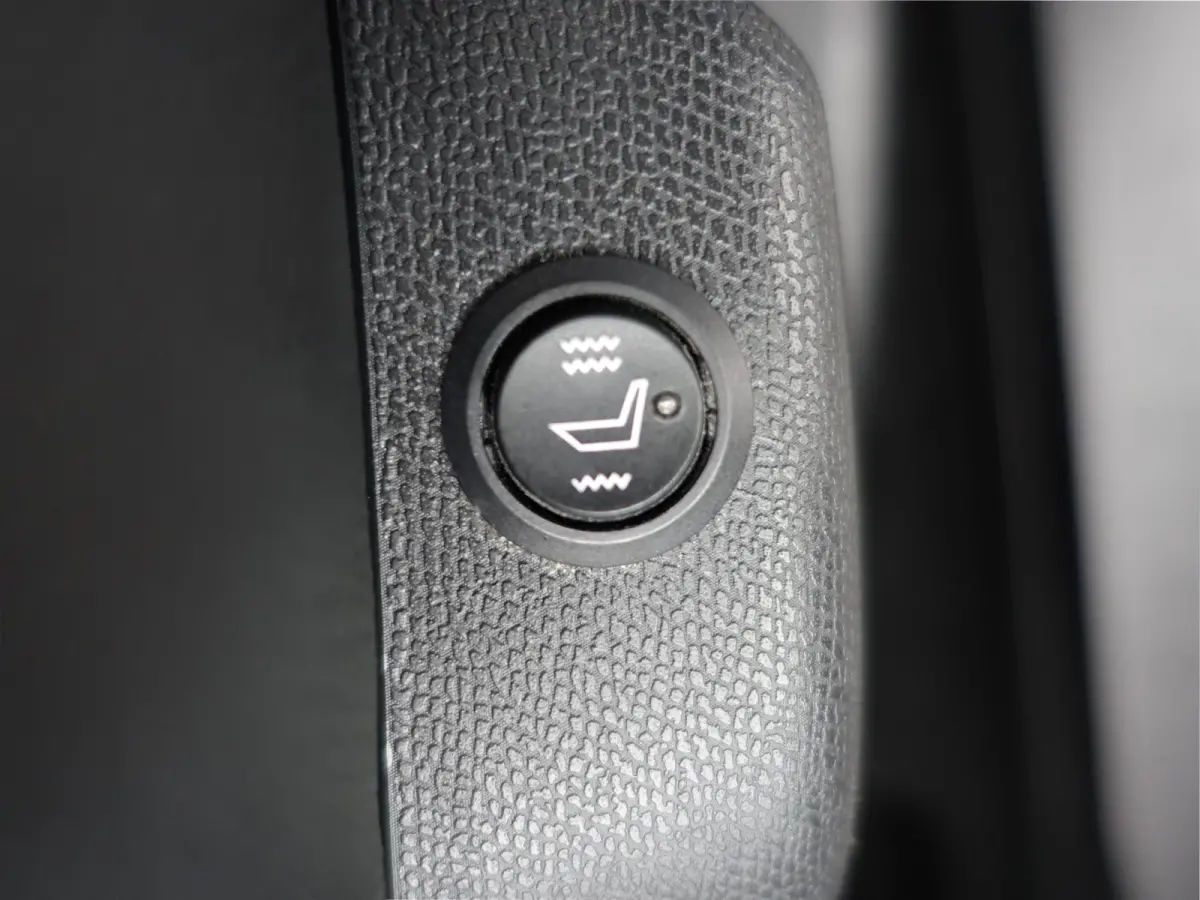 1.2 PureTech Premium GT Line Aut- Two Tone, Carplay, Leder Interieur, 360 Camera, Ada Cruise, Keyless, Sfeerverlichting