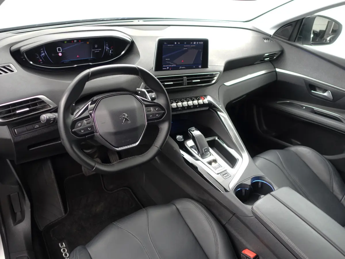 1.2 PureTech Premium GT Line Aut- Two Tone, Carplay, Leder Interieur, 360 Camera, Ada Cruise, Keyless, Sfeerverlichting