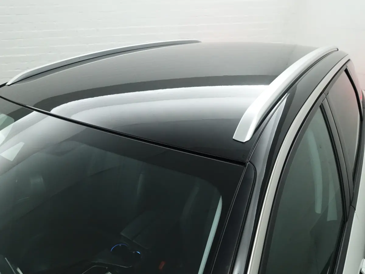 1.2 PureTech Premium GT Line Aut- Two Tone, Carplay, Leder Interieur, 360 Camera, Ada Cruise, Keyless, Sfeerverlichting