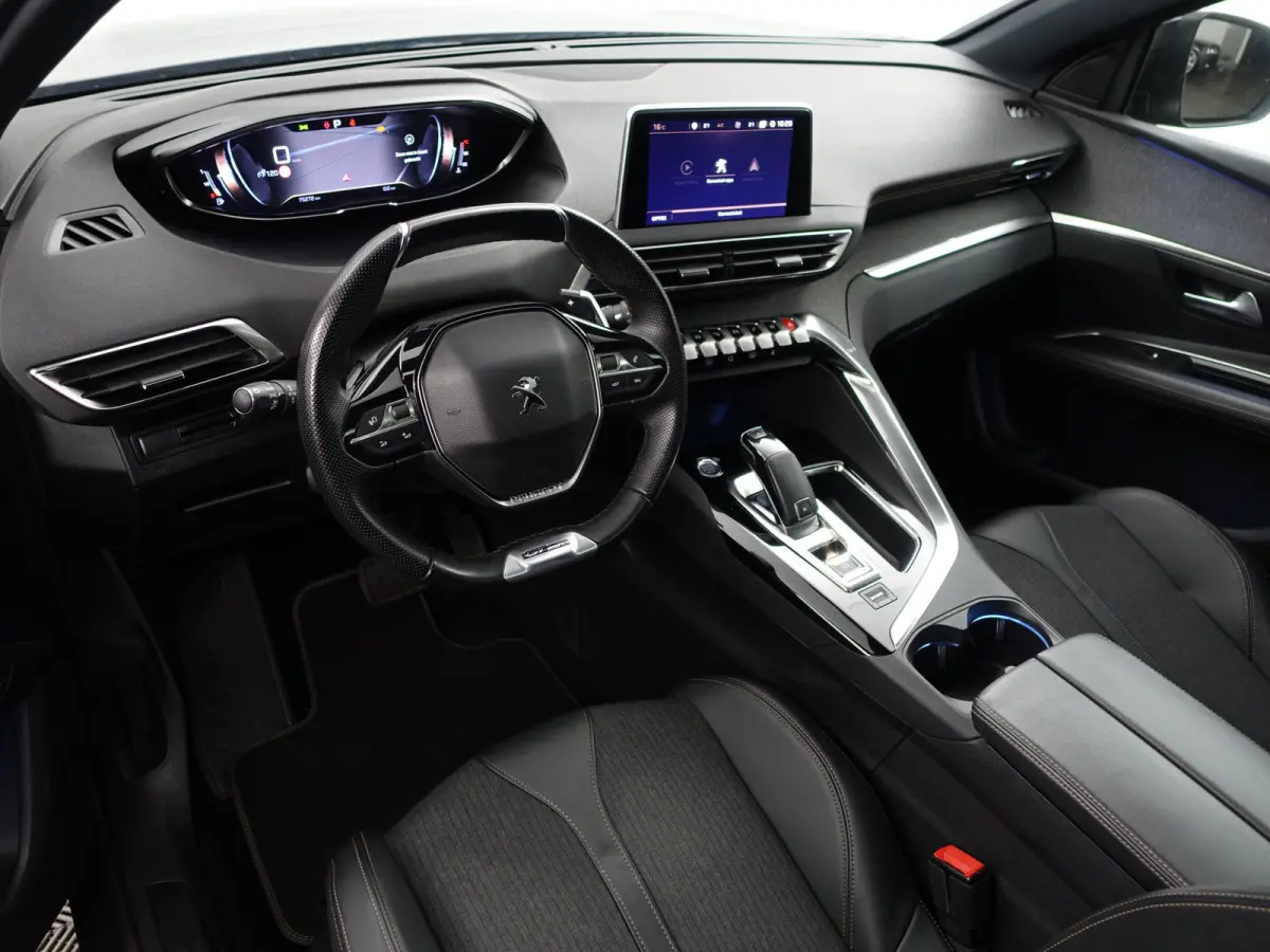1.2 PureTech Crossway GT Line Aut- Panoramadak, Xenon Full Led, 360 Camera, Carplay, Android Auto, Trekhaak