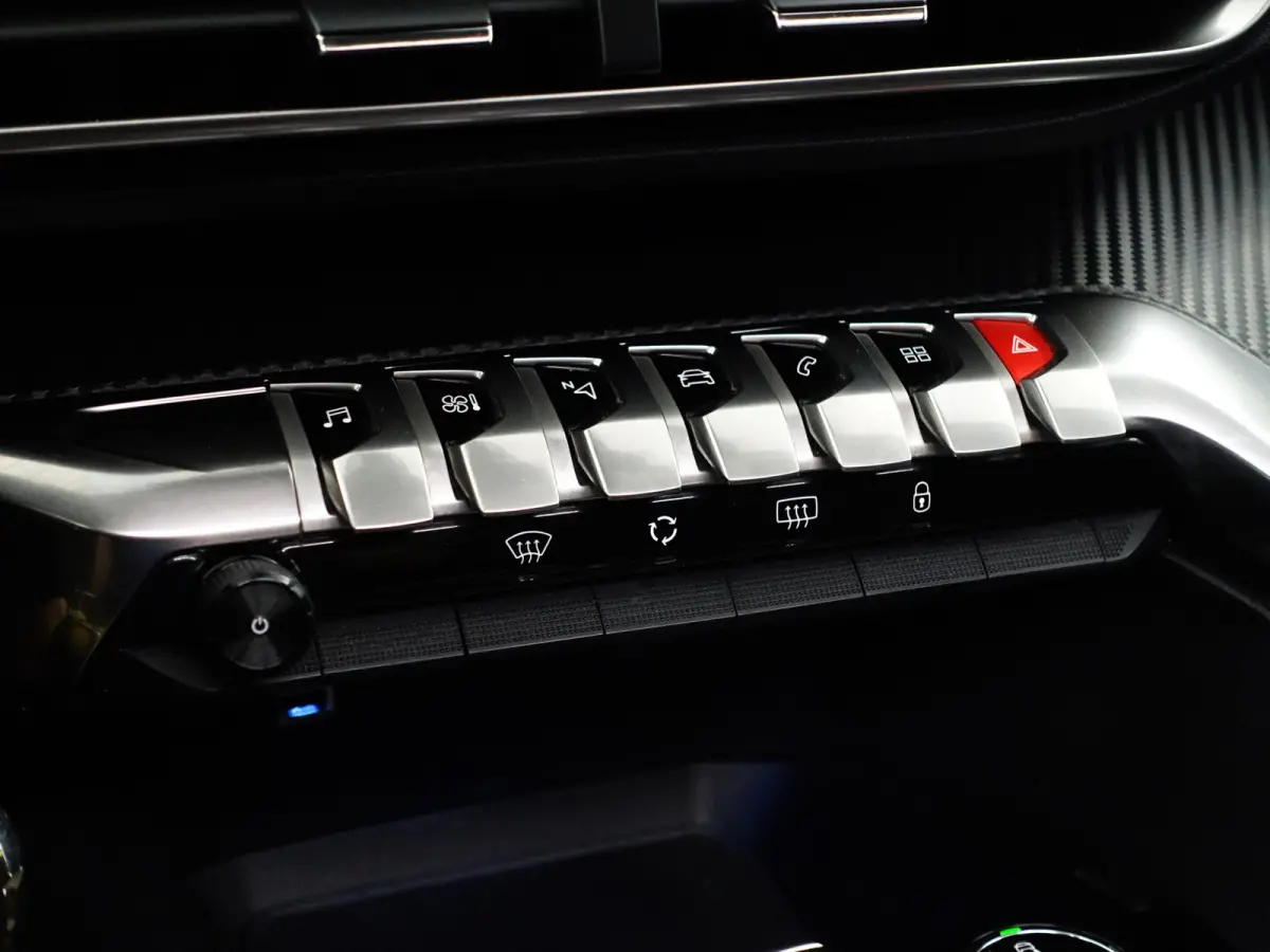 1.2 PureTech Allure Aut- Panoramadak, Two Tone, Dynamic Select, 360 Camera, CarPlay, Android auto, Sfeerverlichting