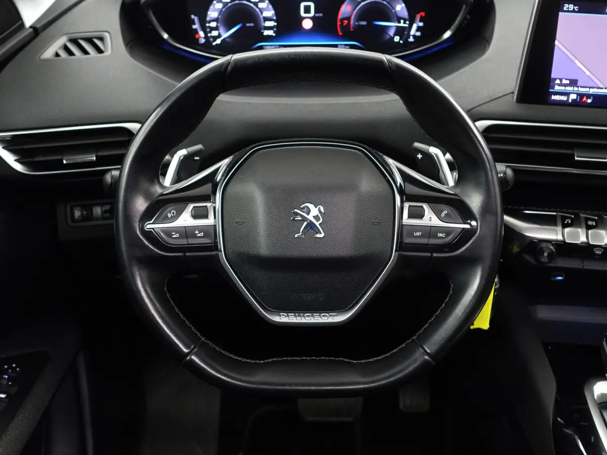 1.2 PureTech Allure Aut- Panoramadak, Two Tone, Dynamic Select, 360 Camera, CarPlay, Android auto, Sfeerverlichting