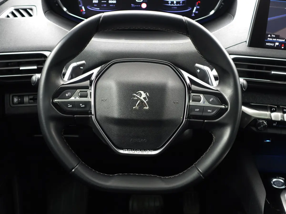 1.2 PureTech Crossway Aut- Panoramadak, Carplay, 360 Camera, Sfeerverlichting, Stoelverwarming, Keyless, Sport Interieur