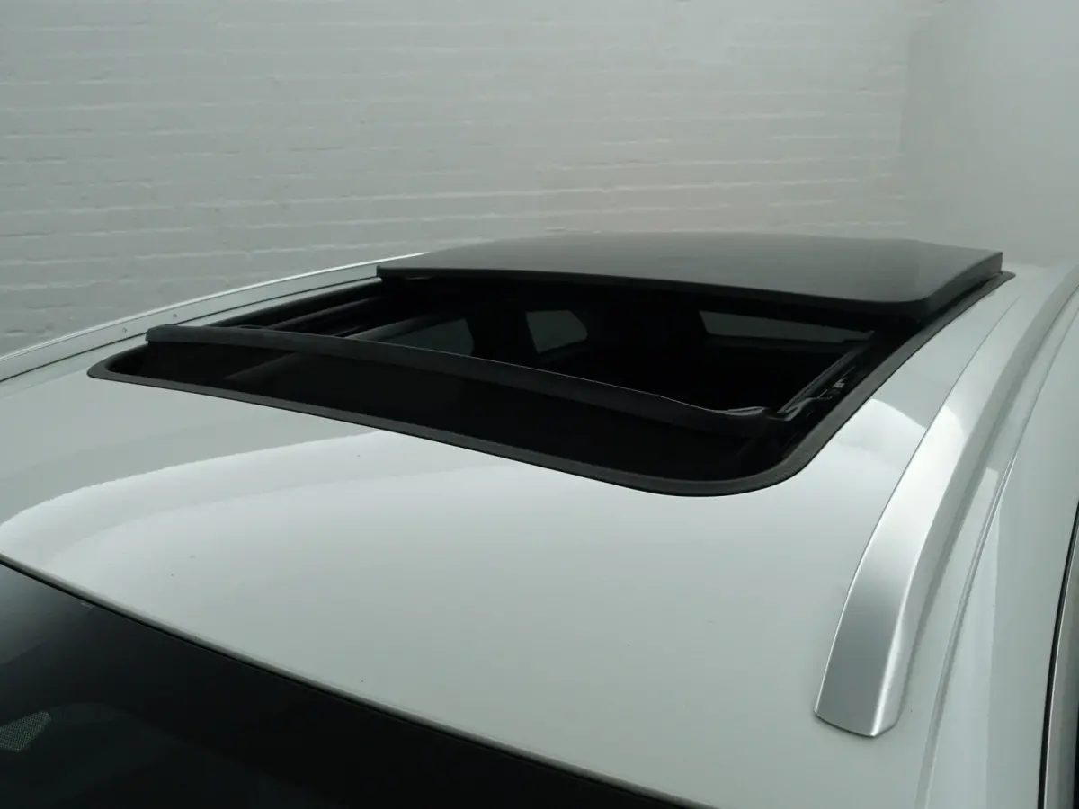 1.2 PureTech Crossway Aut- Panoramadak, Carplay, 360 Camera, Sfeerverlichting, Stoelverwarming, Keyless, Sport Interieur