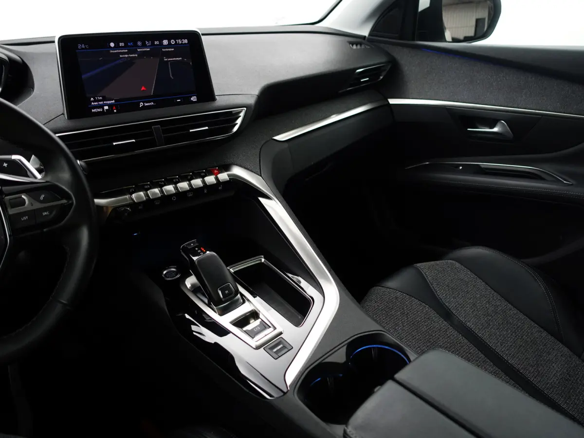 1.2 PureTech Crossway Aut- Panoramadak, Carplay, 360 Camera, Sfeerverlichting, Stoelverwarming, Keyless, Sport Interieur