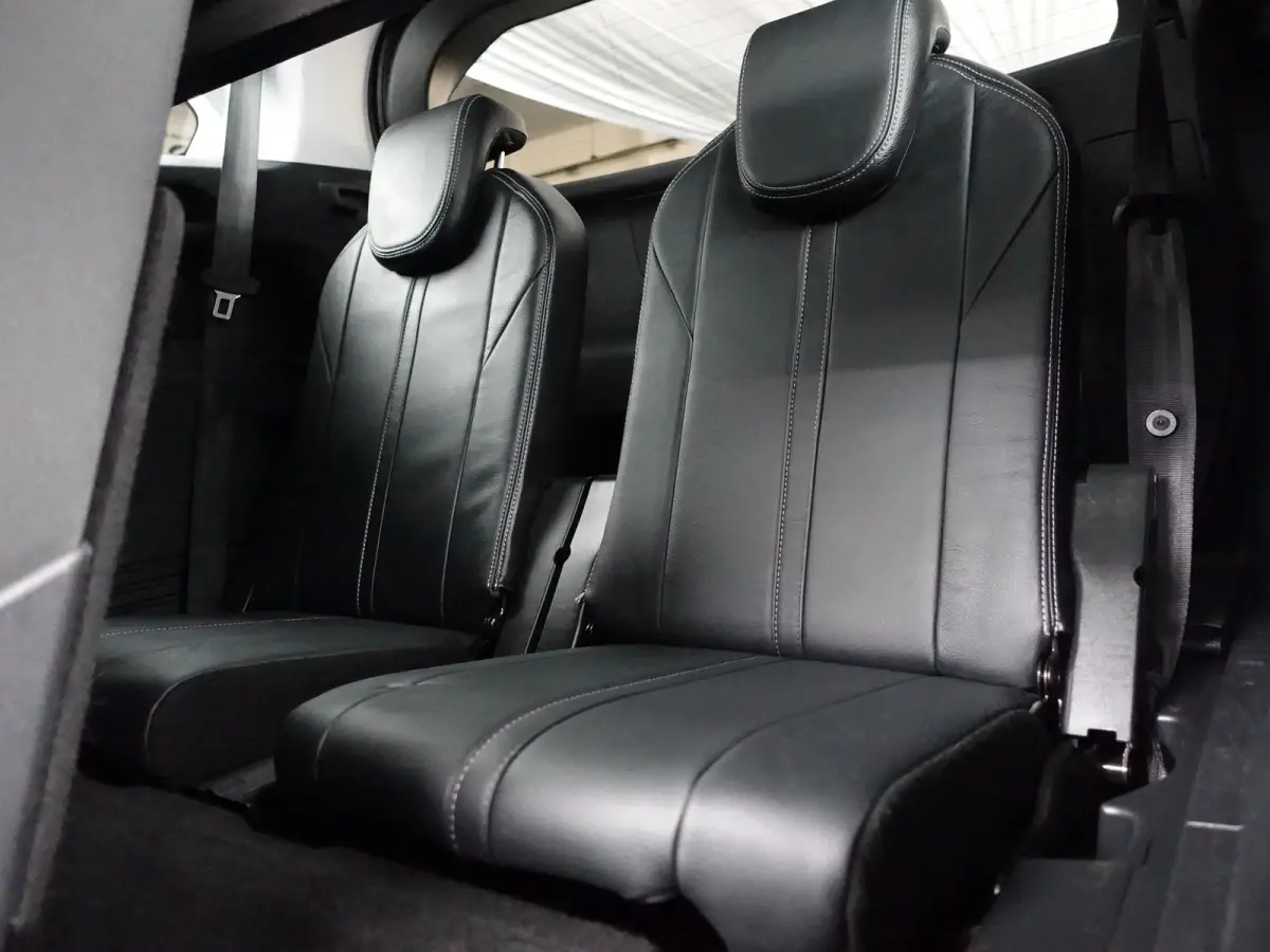 1.2 PureTech Premium GT Line- 7 Pers, Panoramadak, Memory, Sfeerverlichting, 360 Camera, Lane Assist, Keyless