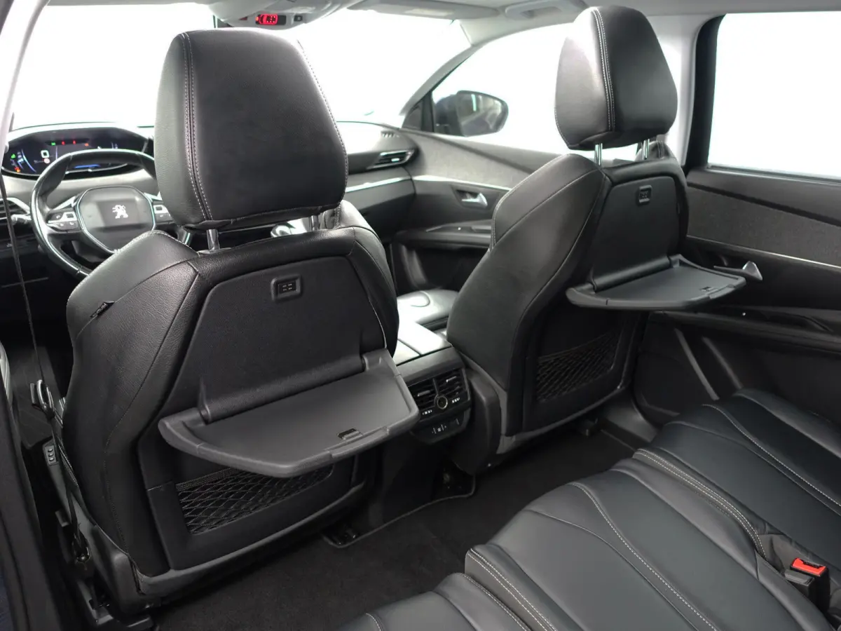 1.2 PureTech Premium GT Line- 7 Pers, Panoramadak, Memory, Sfeerverlichting, 360 Camera, Lane Assist, Keyless