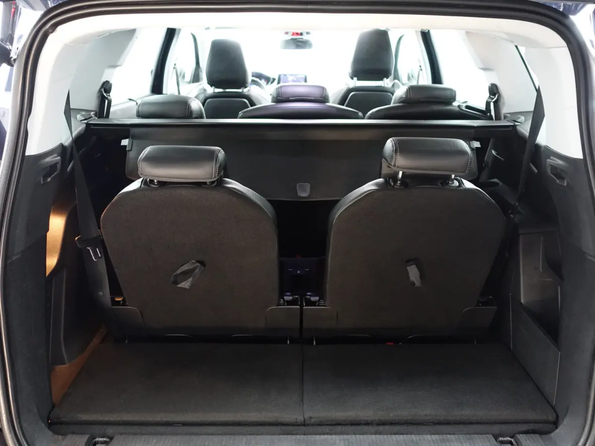 1.2 PureTech Premium GT Line- 7 Pers, Panoramadak, Memory, Sfeerverlichting, 360 Camera, Lane Assist, Keyless