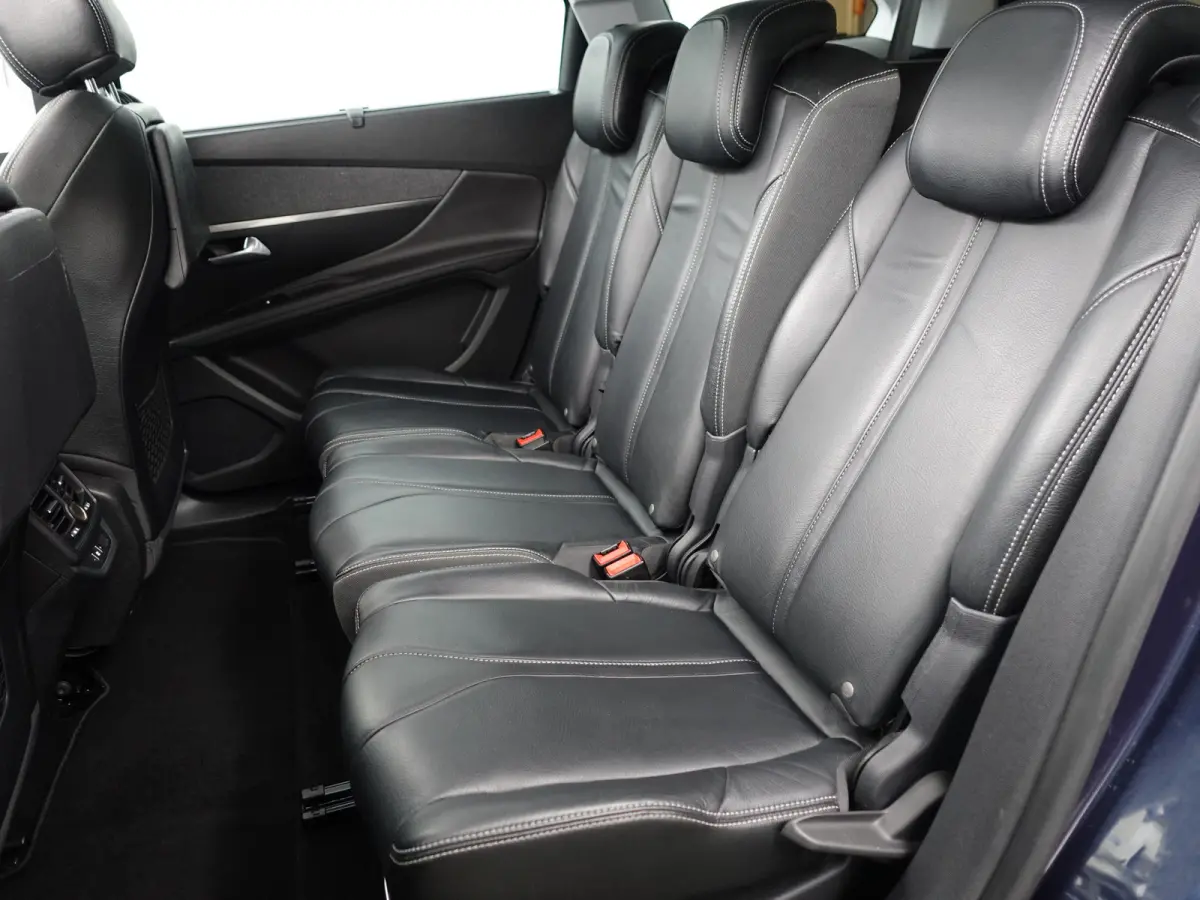 1.2 PureTech Premium GT Line- 7 Pers, Panoramadak, Memory, Sfeerverlichting, 360 Camera, Lane Assist, Keyless