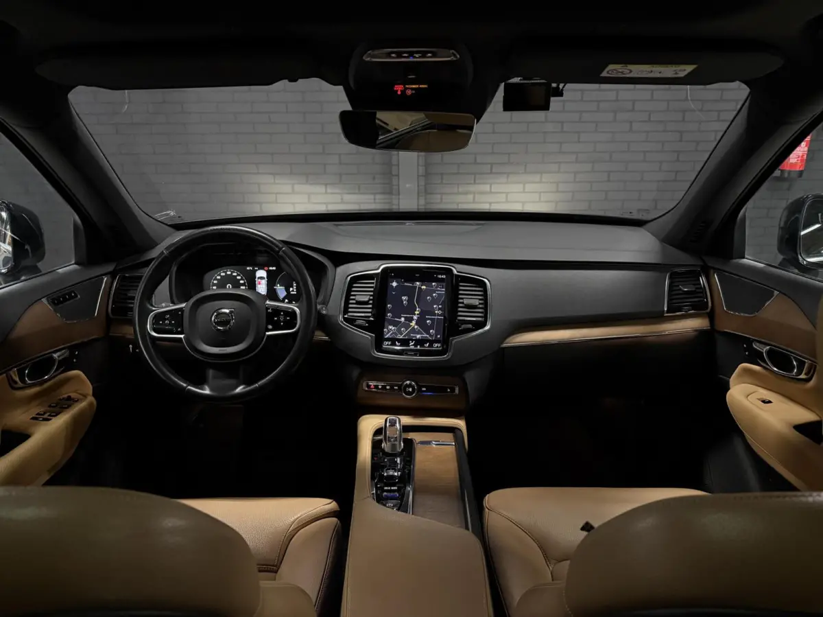 2.0 T8 Twin Engine AWD | NL | Pano | Dealer | 7-P