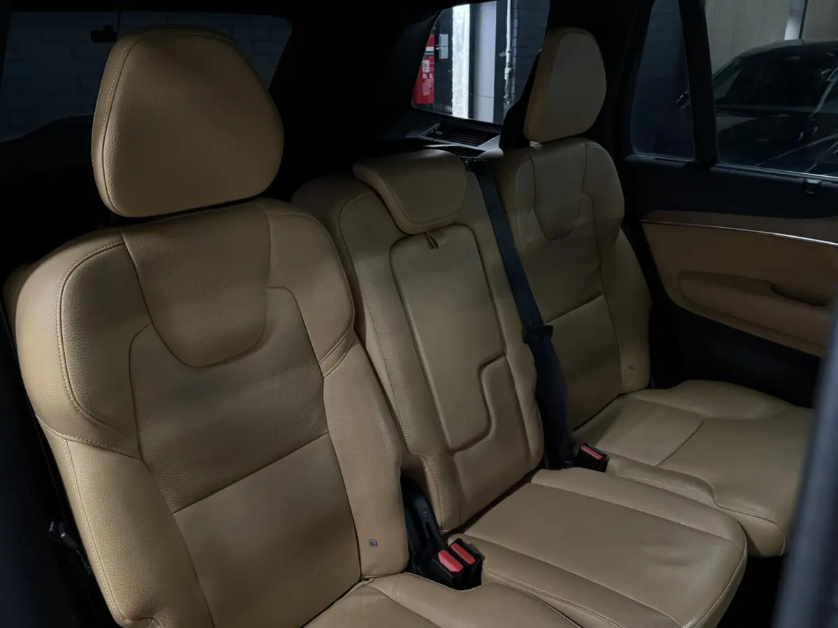 2.0 T8 Twin Engine AWD | NL | Pano | Dealer | 7-P