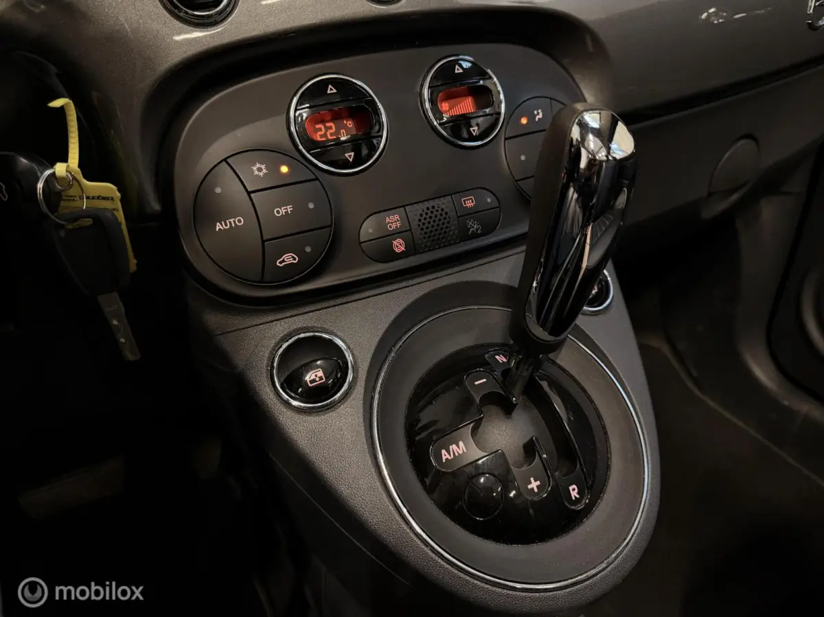 0.9 TwinAir Turbo AUTOMAAT Org.NL LEDER NAVI PDC