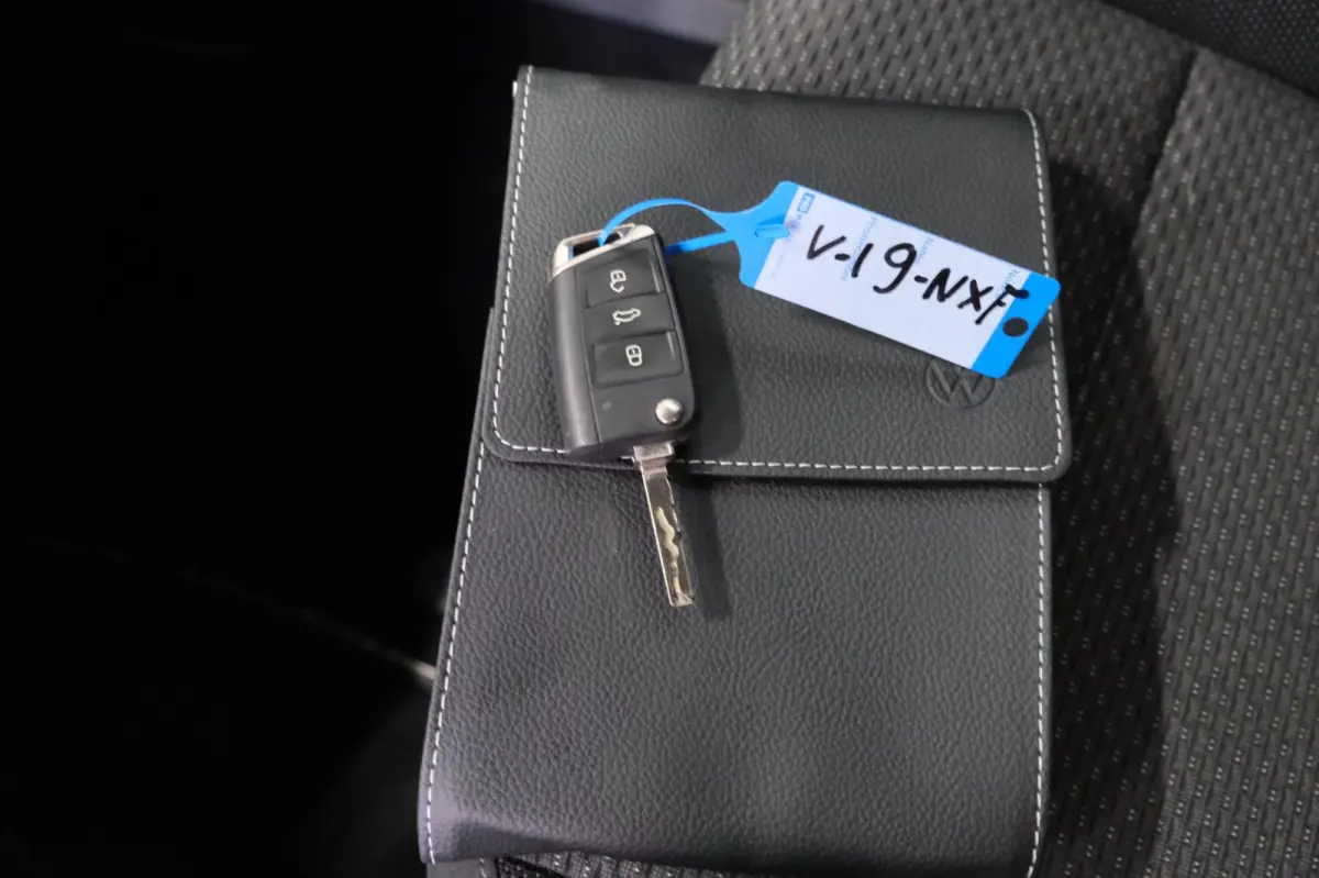 2.0 TDI 150 PK DSG > Grijskenteken < - Airco, Cruise, Navi, PDC.