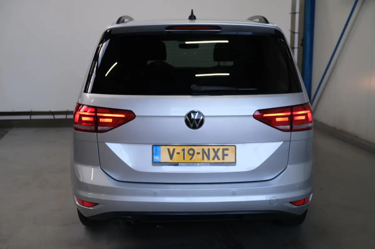 2.0 TDI 150 PK DSG > Grijskenteken < - Airco, Cruise, Navi, PDC.