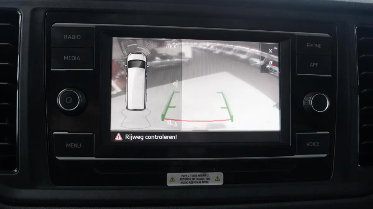 3.180 180 pk DSG Aut. L4H3 Apple Carplay, Camera 270 Graden Achterdeuren, Laadruimte Pakket, Trekhaak, 3-Zits
