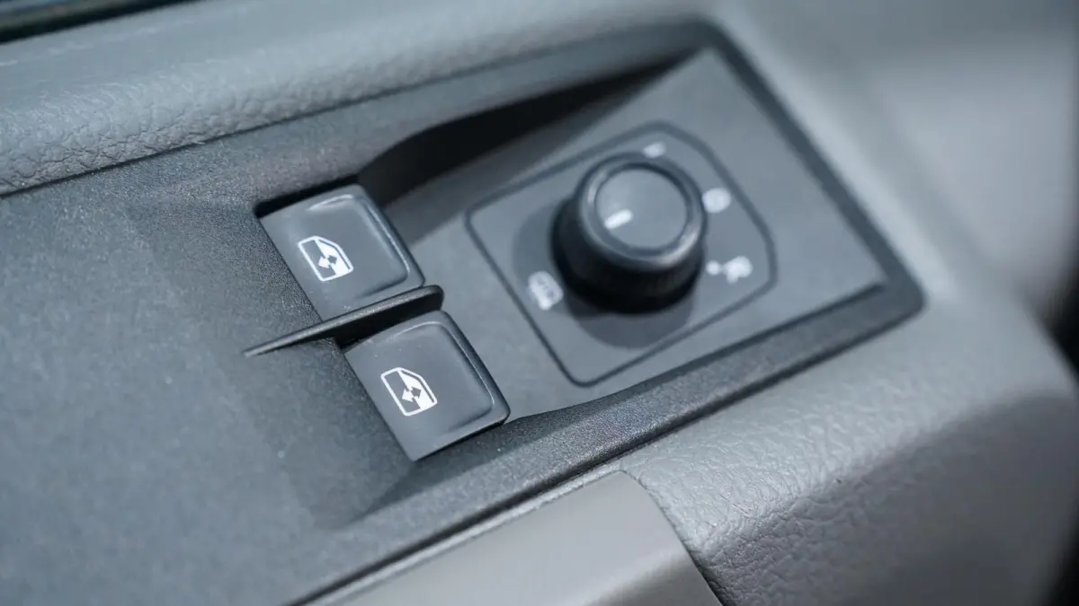 3.180 180 pk DSG Aut. L4H3 Apple Carplay, Camera 270 Graden Achterdeuren, Laadruimte Pakket, Trekhaak, 3-Zits