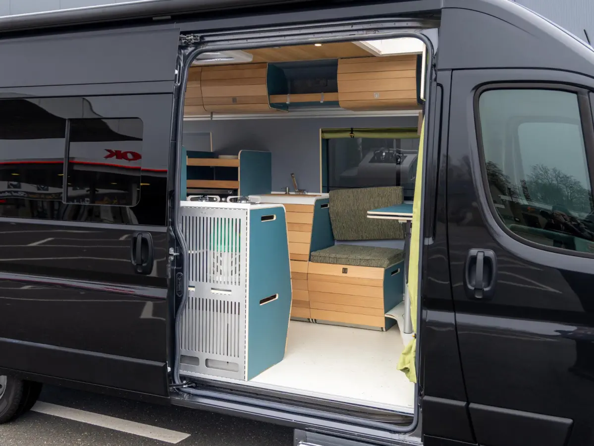 2.2 BlueHDi 140 L3H2 3.3t VAN-Jorn modulaire buscamper, ready to ride
