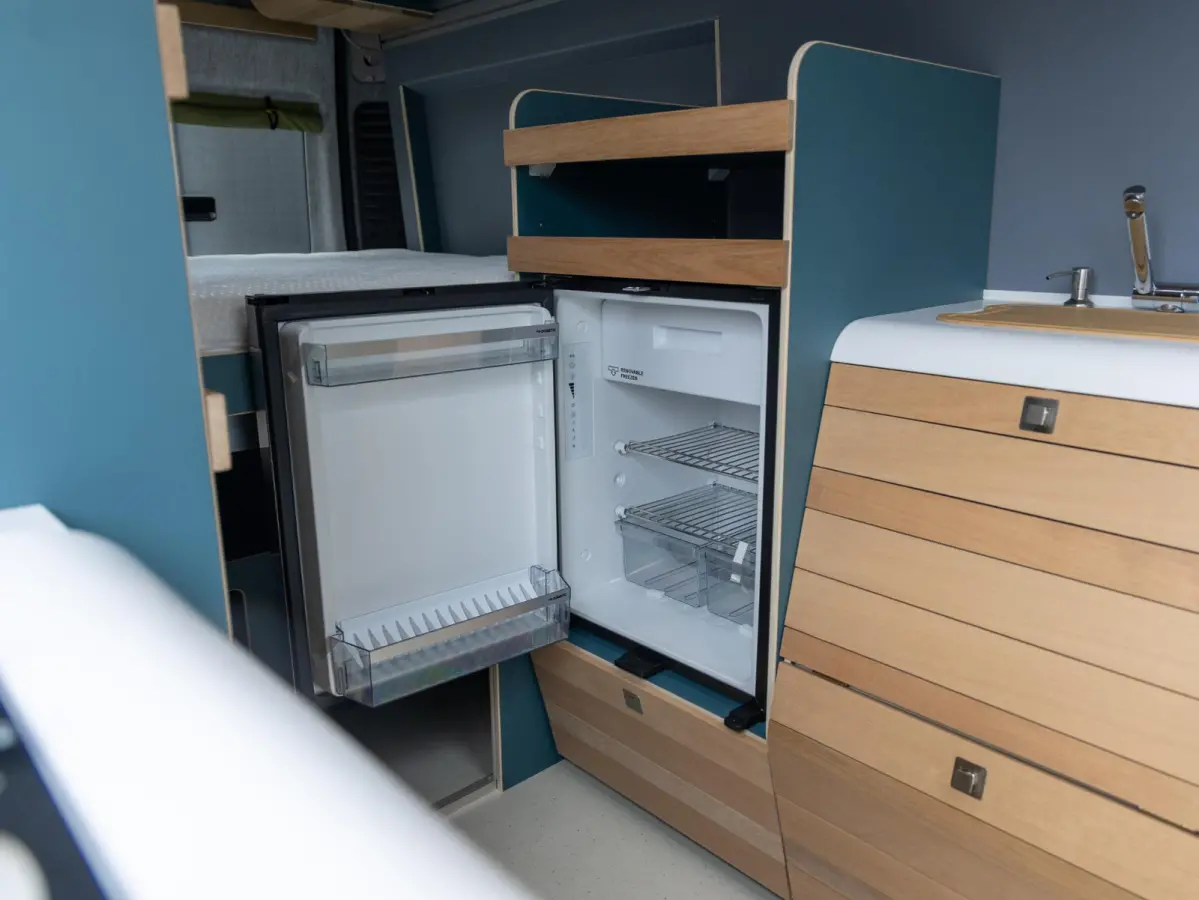 2.2 BlueHDi 140 L3H2 3.3t VAN-Jorn modulaire buscamper, ready to ride