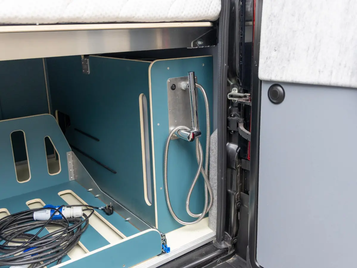 2.2 BlueHDi 140 L3H2 3.3t VAN-Jorn modulaire buscamper, ready to ride