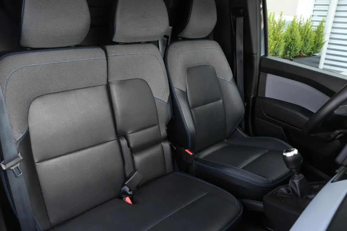 Tekna L1 CARPLAY | LEDER | LED