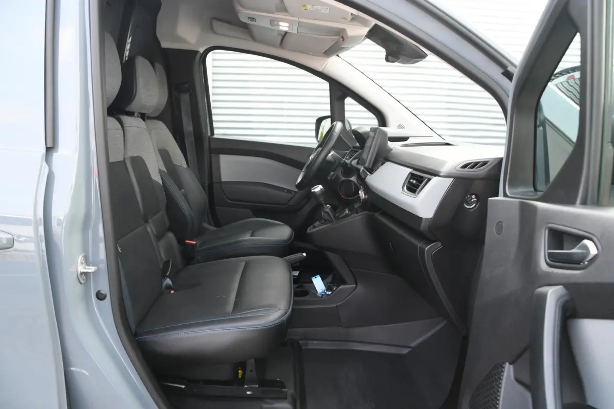 Tekna L1 CARPLAY | LEDER | LED