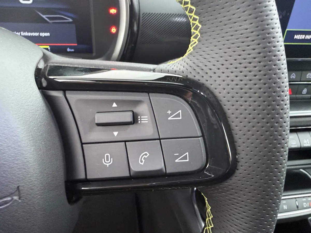 Scorpionissima 54 kWh | Achteruitrijcamera | Apple Carplay/Android Auto|telefoonintegratie premium | Cruise control adaptief met Stop&Go en stuurhulp