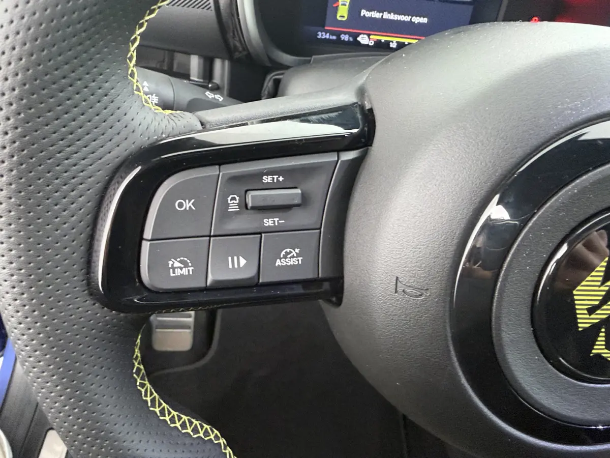Scorpionissima 54 kWh | Achteruitrijcamera | Apple Carplay/Android Auto|telefoonintegratie premium | Cruise control adaptief met Stop&Go en stuurhulp