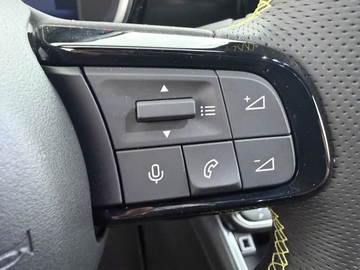 Scorpionissima 54 kWh | Achteruitrijcamera | Apple Carplay/Android Auto|telefoonintegratie premium | Cruise control adaptief met Stop&Go en stuurhulp