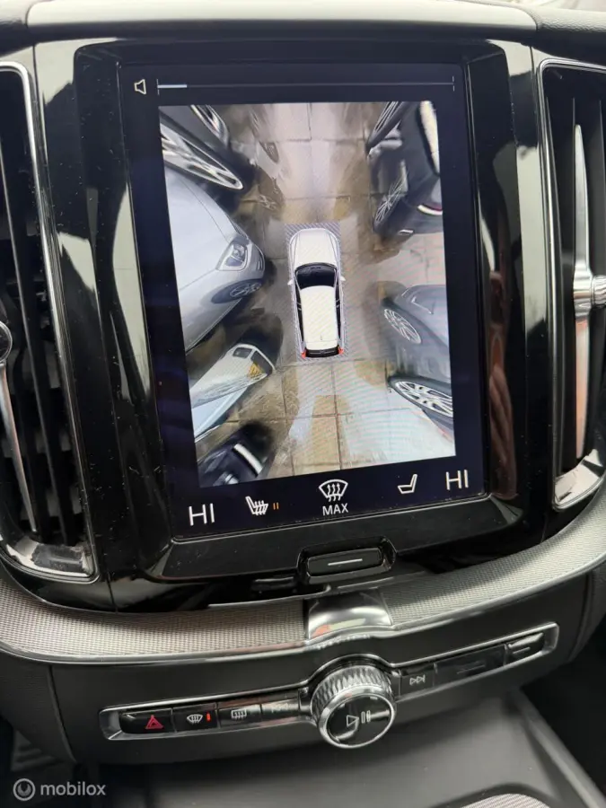 2.0 T8 Twin Engine AWD R-Design PANO / 360 CAM