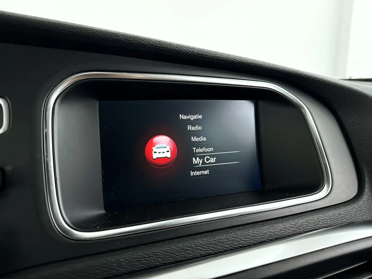 T2 Nordic+ | Stoelverwarming | Cruise control | Navigatie