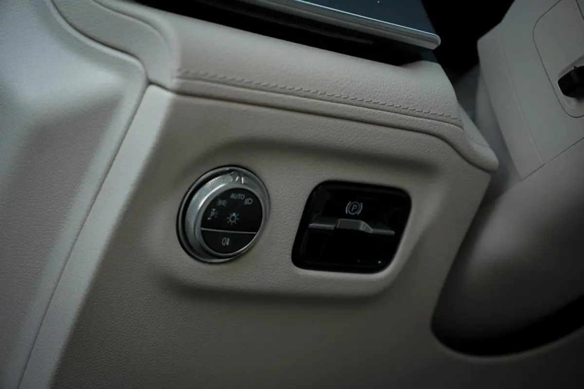 450+ AMG Line 108 kWh NIEUWE HV ACCU / Premium Plus / HUD / Massage / 21'' / Incl BTW