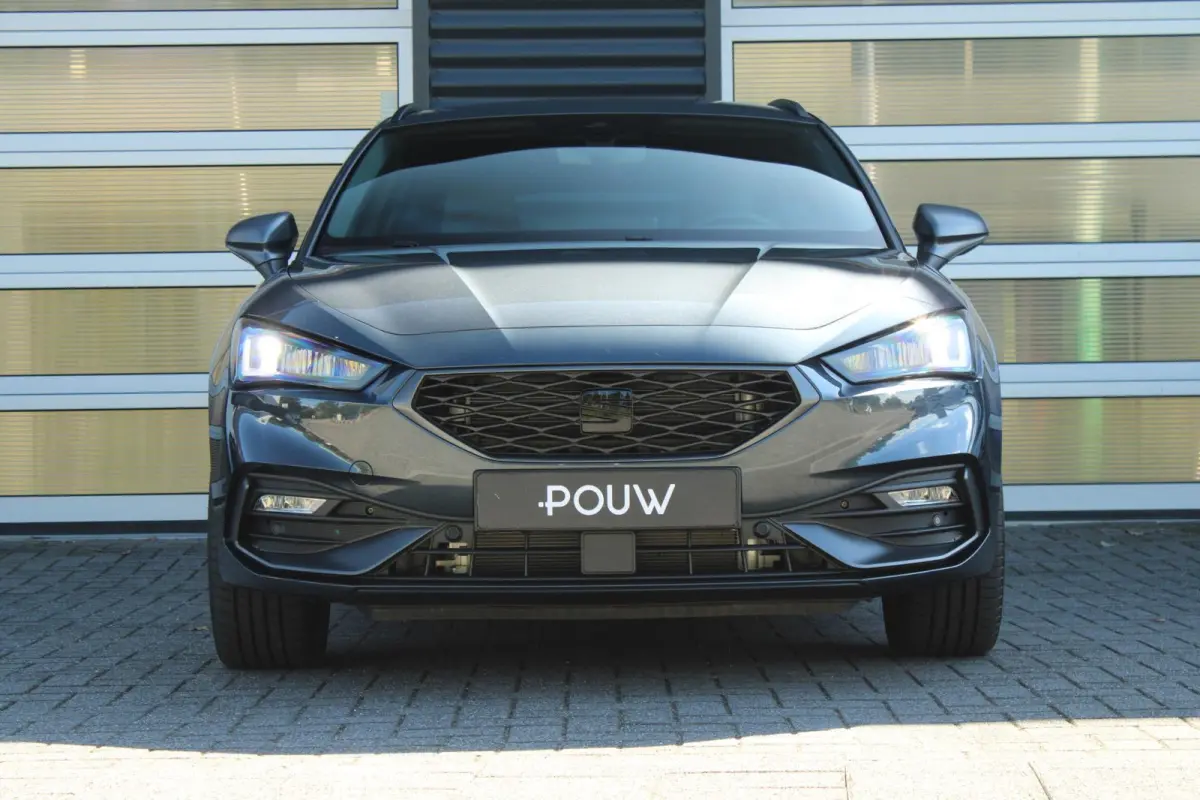 1.5 TSI e-Hybrid 204pk FR PHEV First Edition | 18" Velgen | Virtual Cockpit