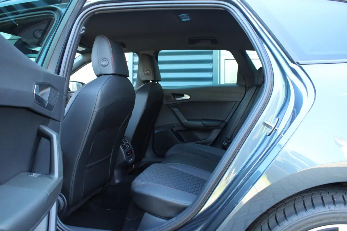 1.5 TSI e-Hybrid 204pk FR PHEV First Edition | 18" Velgen | Virtual Cockpit