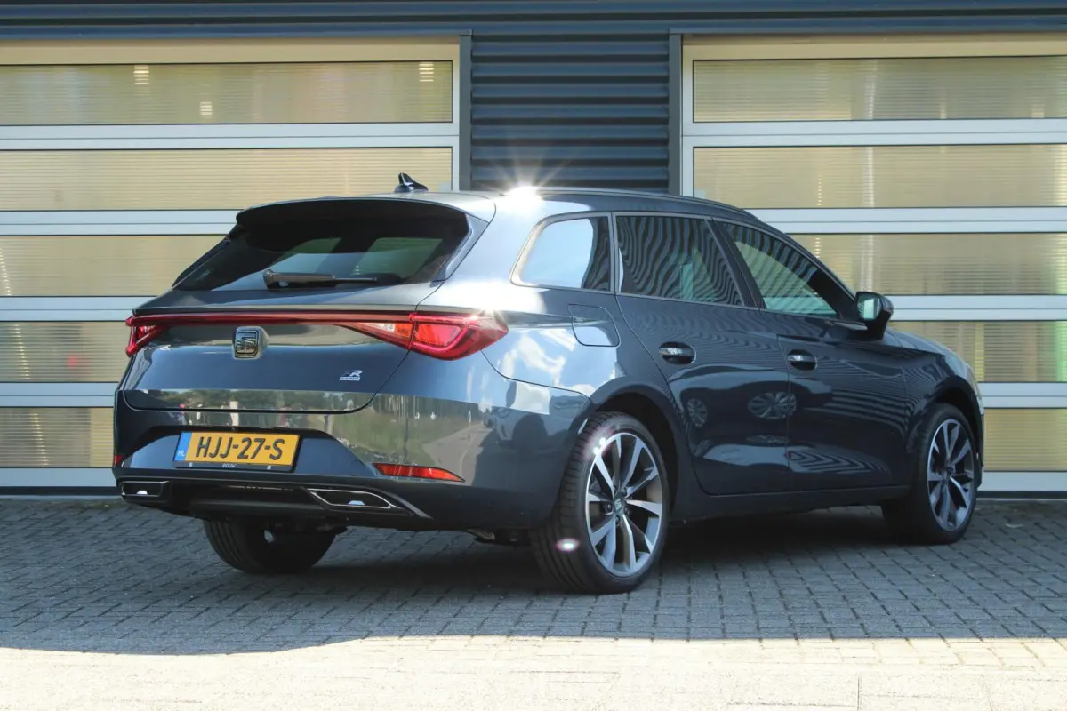 1.5 TSI e-Hybrid 204pk FR PHEV First Edition | 18" Velgen | Virtual Cockpit