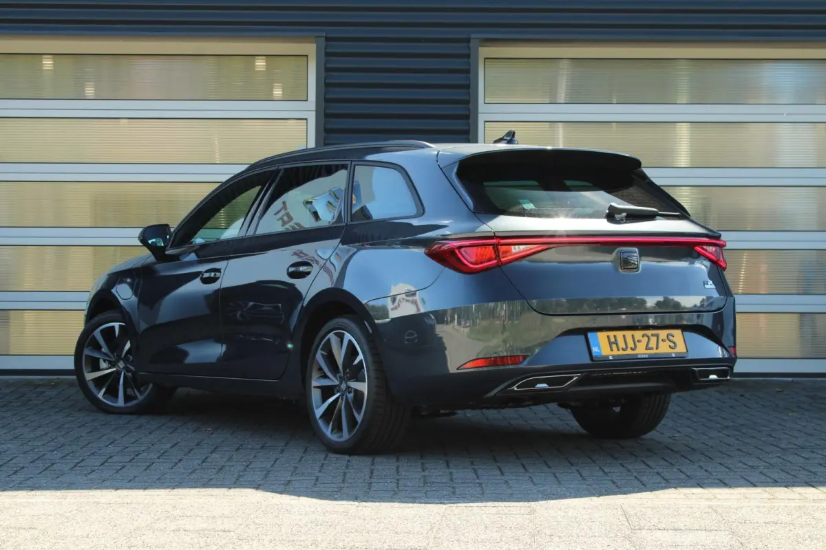 1.5 TSI e-Hybrid 204pk FR PHEV First Edition | 18" Velgen | Virtual Cockpit