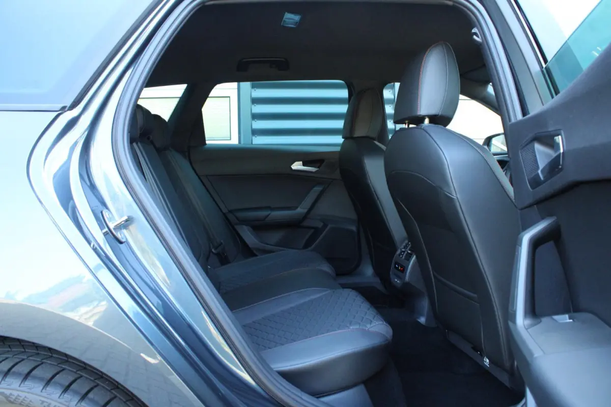1.5 TSI e-Hybrid 204pk FR PHEV First Edition | 18" Velgen | Virtual Cockpit
