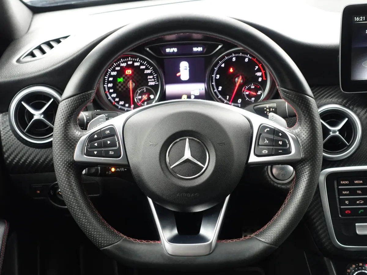 AMG Night Edition Aut- Panoramadak, Dynamic Select, Carbon, Xenon Led, Sport Interieur