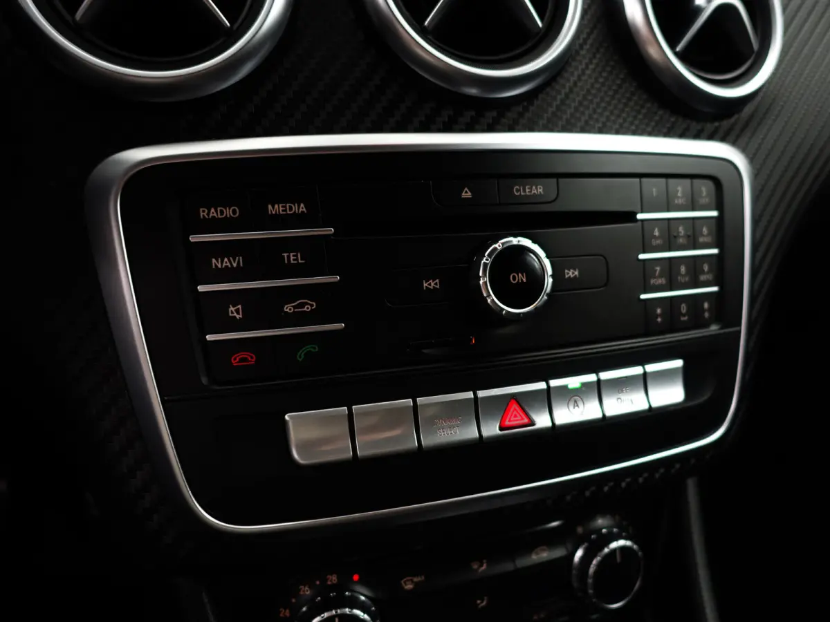 AMG Night Edition Aut- Panoramadak, Dynamic Select, Carbon, Xenon Led, Sport Interieur